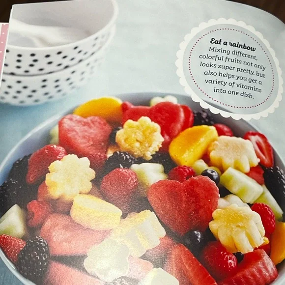 American Girl Breakfast & Brunch Fabulous Recipes to Start Your Day NWOT - Picture 4 of 10